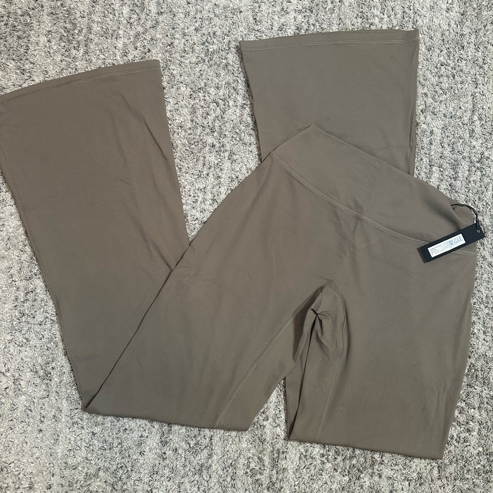 Oner Active SOFTMOTION™ FLARED BOTTOMS - Picture 3 of 6